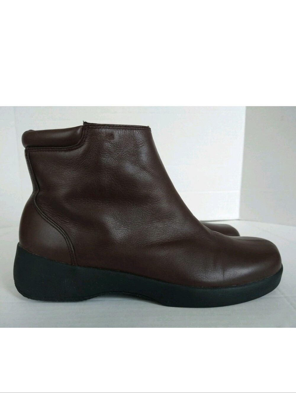 Keds Brown Leather Ankle Boots Booties Womens Size 6.5 Side Zip